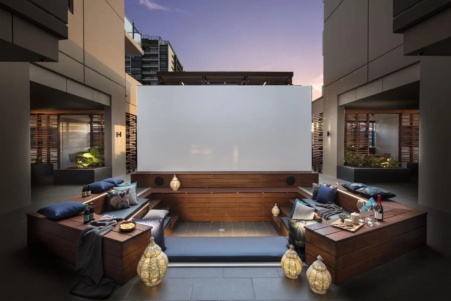 Bright & Modern Apt With City Views, King Bed, Park Brisbane Australia